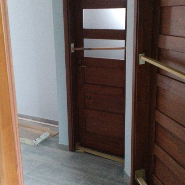 Beltéri ajtó garnitúra